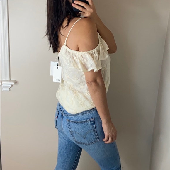 NWT Texture embroidered top - Picture 2 of 7